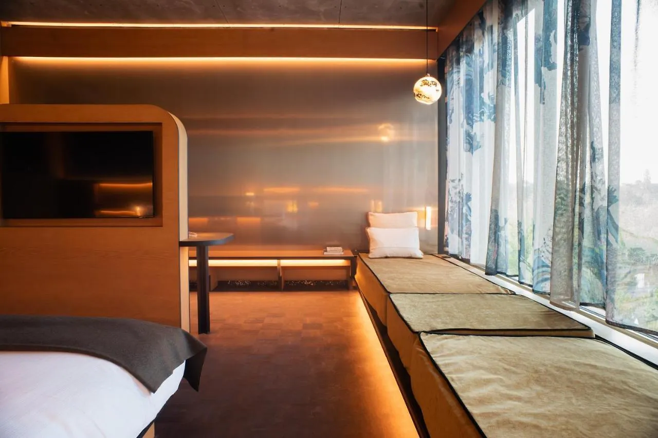 Mix Brussels --Gym & Wellness For Adults Only-- Hotel
