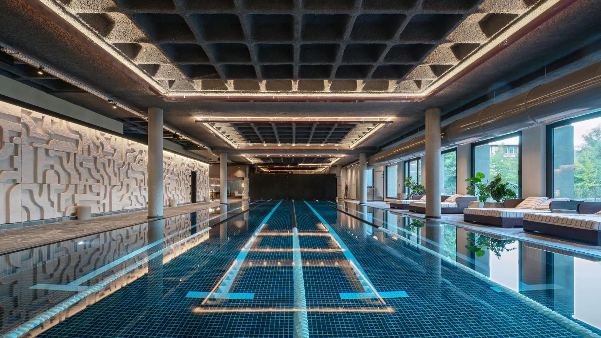 Mix Brussels --Gym & Wellness For Adults Only-- Hotel