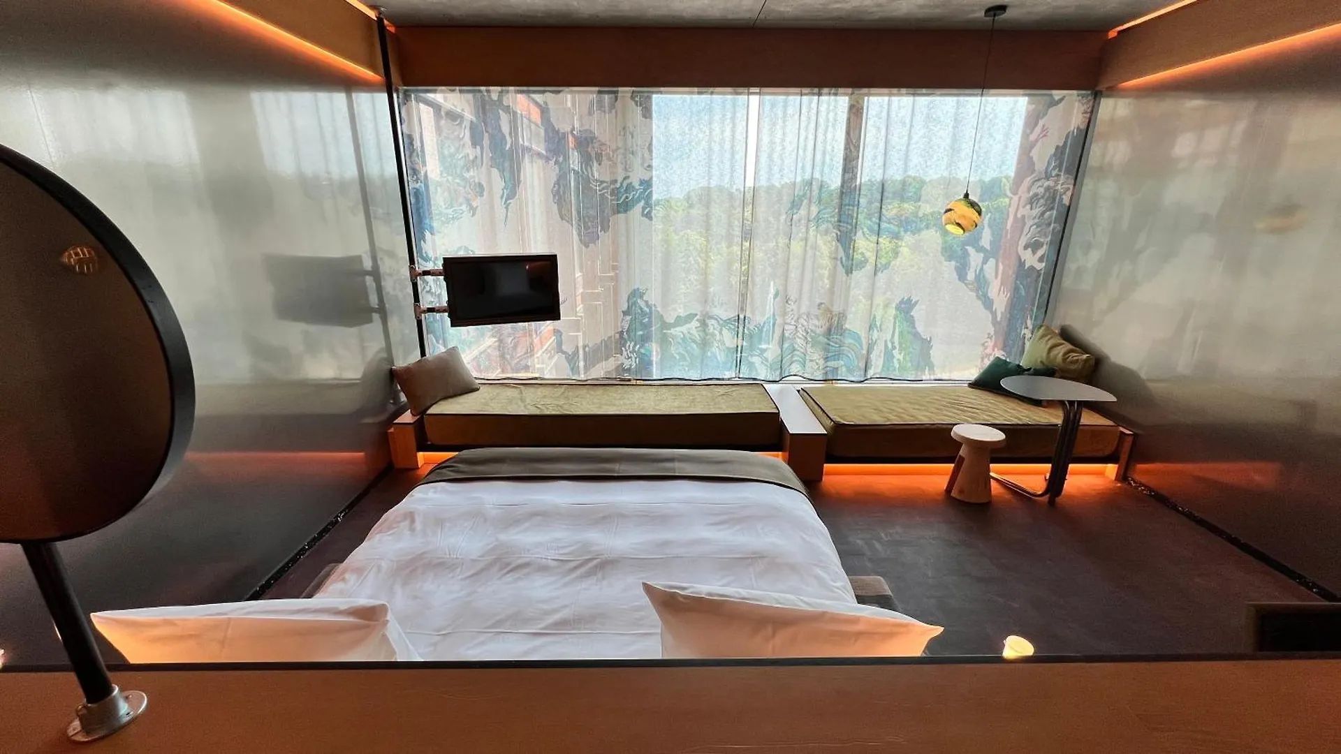 Mix Brussels --Gym & Wellness For Adults Only-- Hotel