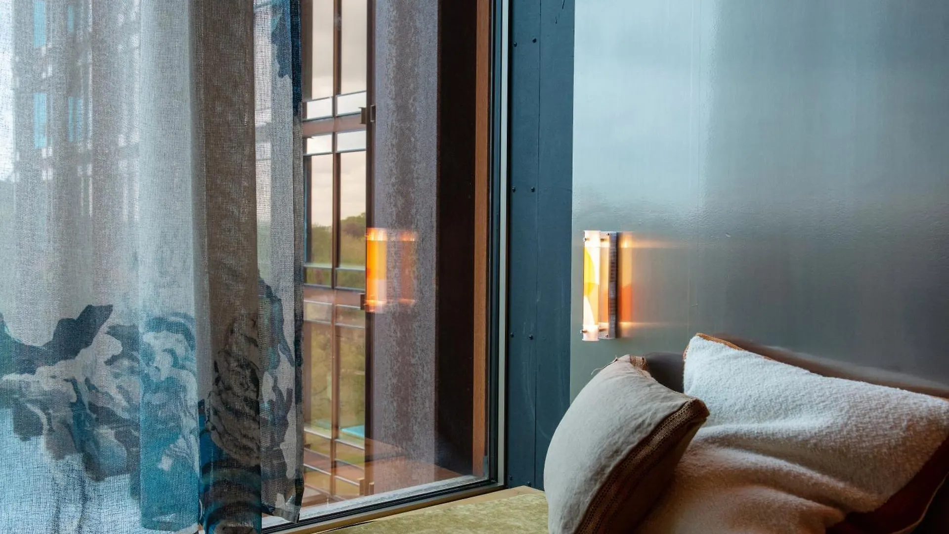 Mix Brussels --Gym & Wellness For Adults Only-- Hotel