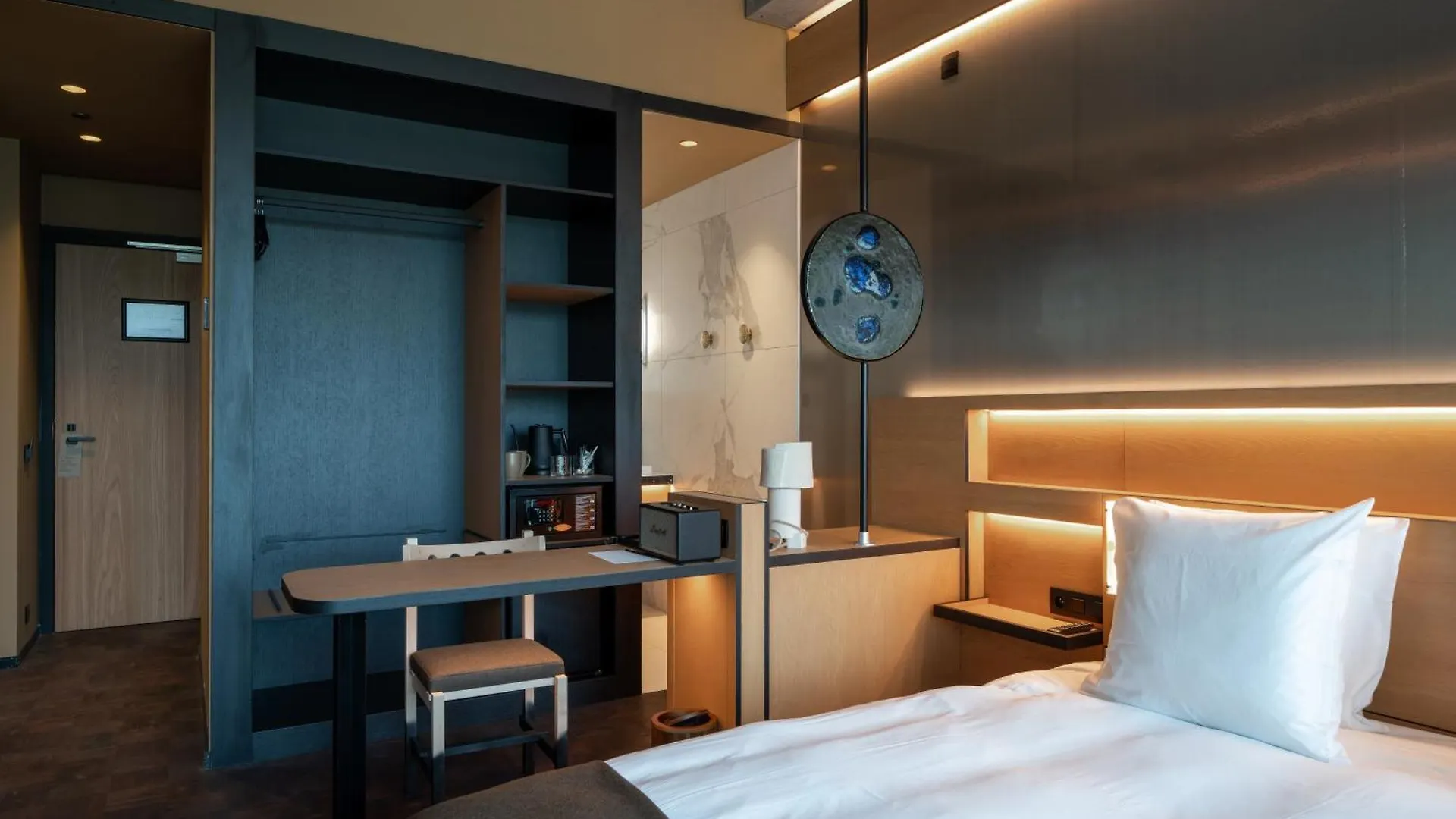 Mix Brussels --Gym & Wellness For Adults Only-- Hotel